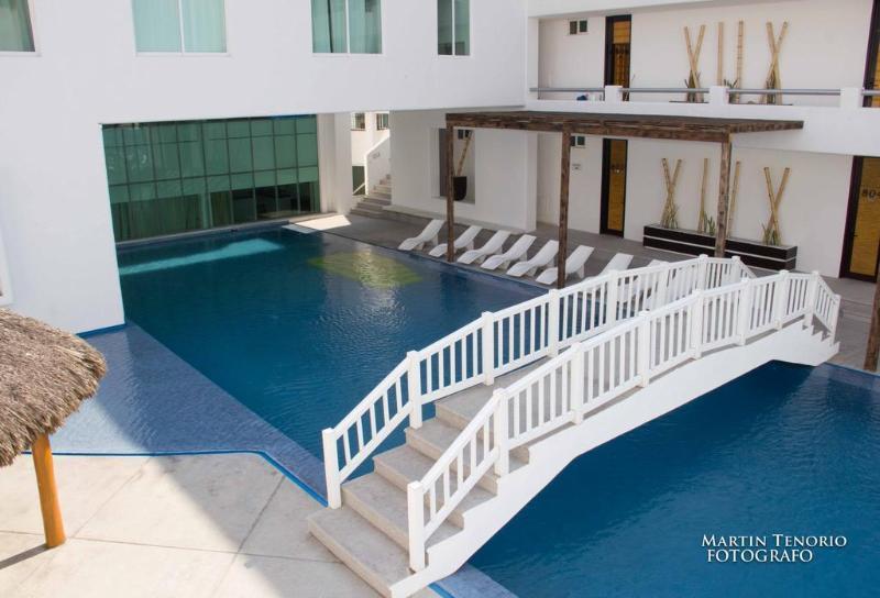 Best Western Plus Luna Del Mar Manzanillo Exterior photo